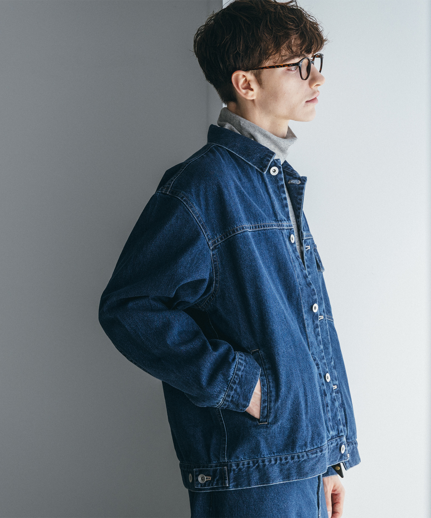 worn image